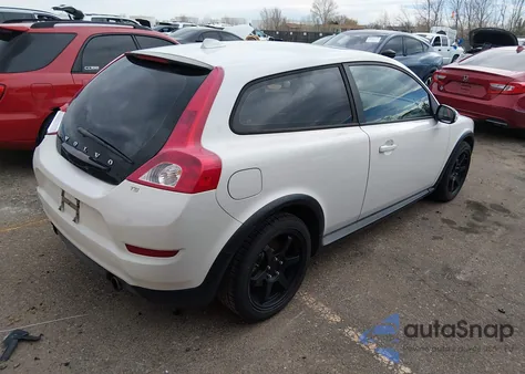 2011 Volvo C30 T5/T5 R-Design from USA, damaged, VIN YV1672MK4B2210809